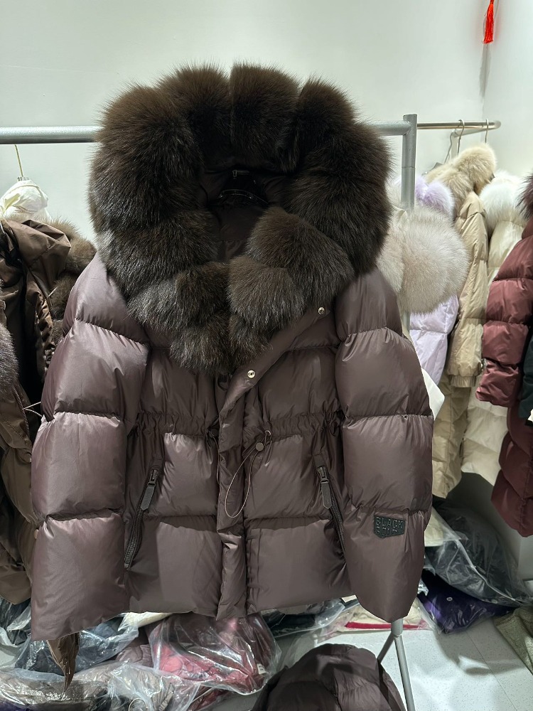 Chaqueta de piel de realidad p - Winter Clothing Store reseña y precio