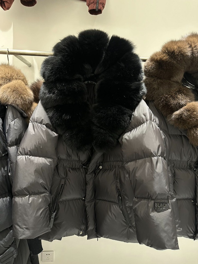 Chaqueta de piel de realidad p - Winter Clothing Store reseña y precio